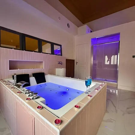 Pink Privee Avec Jacuzzi Privatif Hotel miłości *